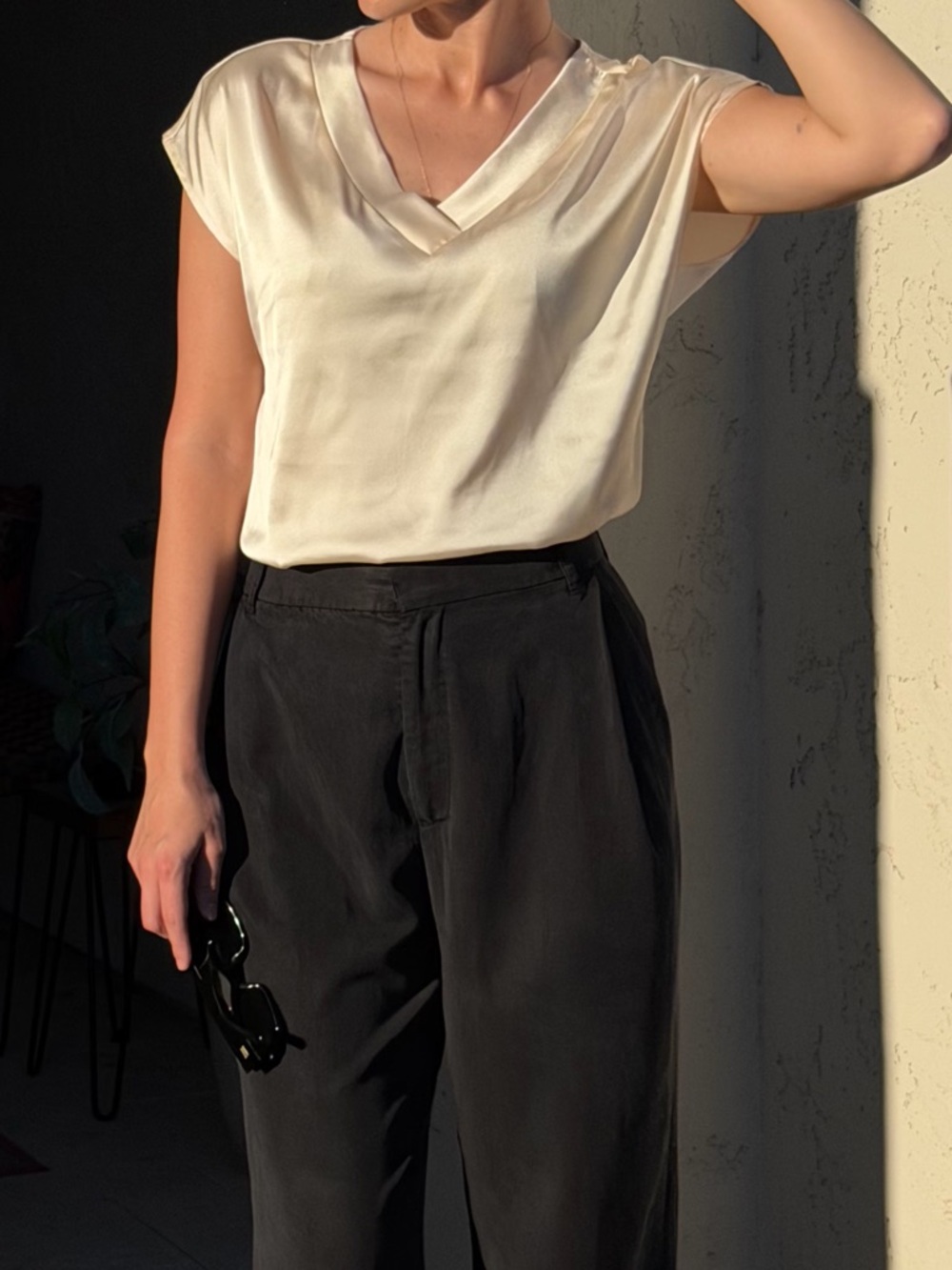 Elegant Champagne Silk-Like Satin Blouse - Size S
